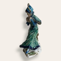 The Elegant Woman With The Muff, Figurine By Van Den Streaten. Aloys