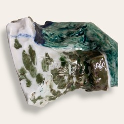 The Elegant Woman With The Muff, Figurine By Van Den Streaten. Aloys