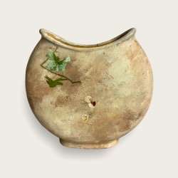 Vase Haviland en barbotine, décor de fleurs