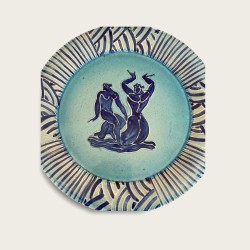 Jean Mayodon, assiette personnages à l'antique